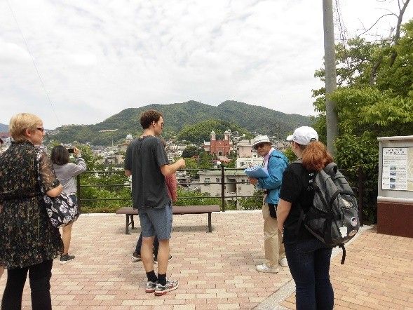 Tham quan công viên Hòa bình ở tỉnh Nagasaki